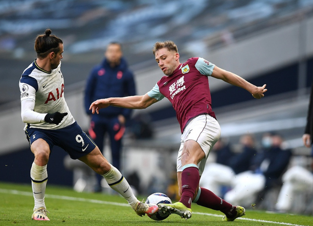 给字母都不换！场均13分成马刺非卖品，小哈登未来或挤走福克斯