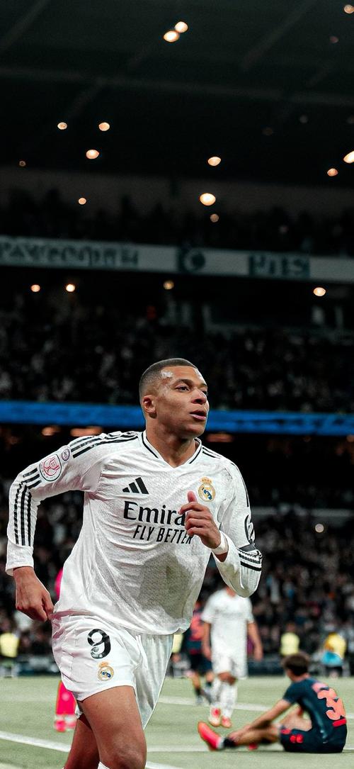 上海新援加盟引发关注